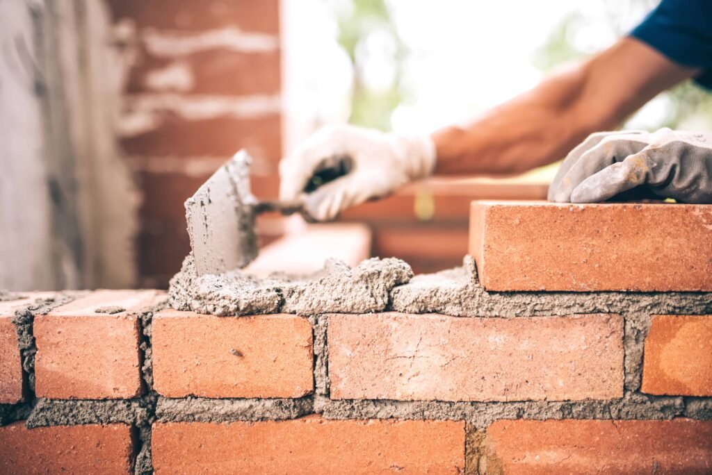 brick wall construction - Mason Master Hand